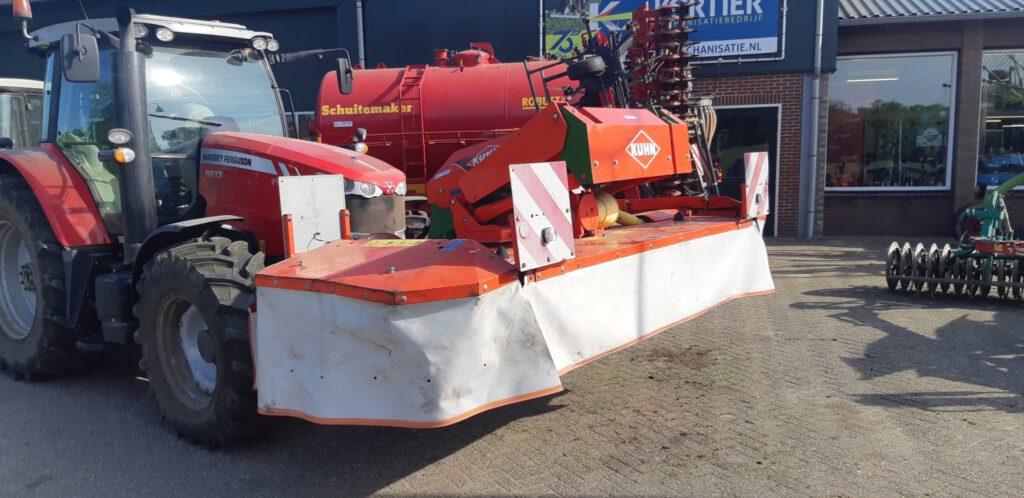 Kuhn Frontmaaier kneuzer Kortier